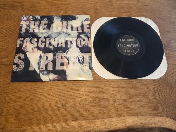 The Cure – Fascination Street 1989 Elektra – 0-66704 US Pressung VG+/VG+